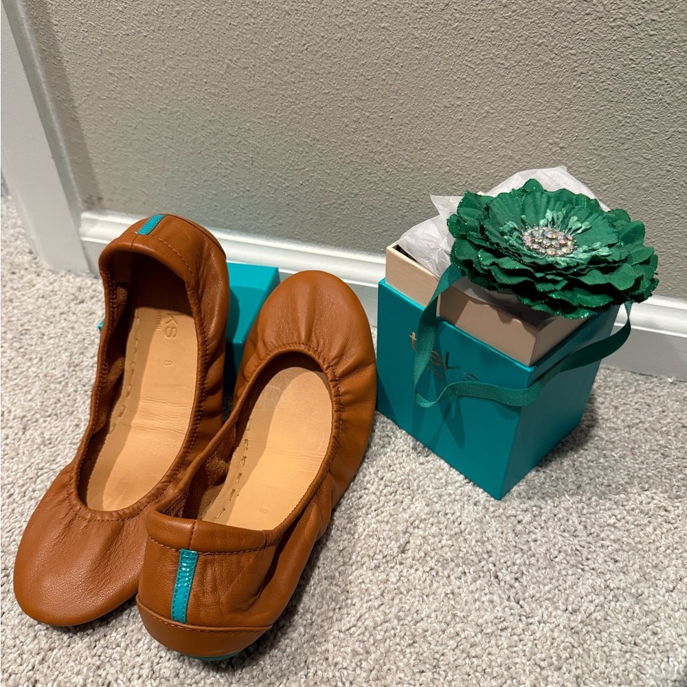 Chestnut ~ Tieks sz 8 EXCELLENT condition - Picture 9 of 9